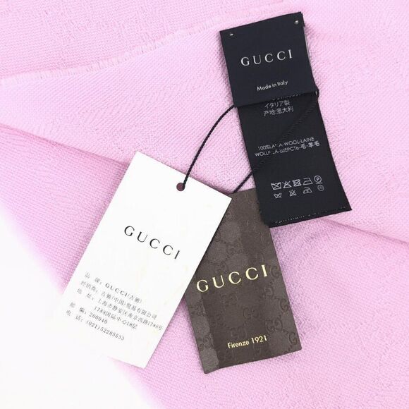 NWT GUCCI Baby Pink Wool GG Logo Scarf with Box Giftable! - Picture 2 of 11